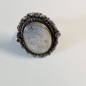 Silver cameo ring